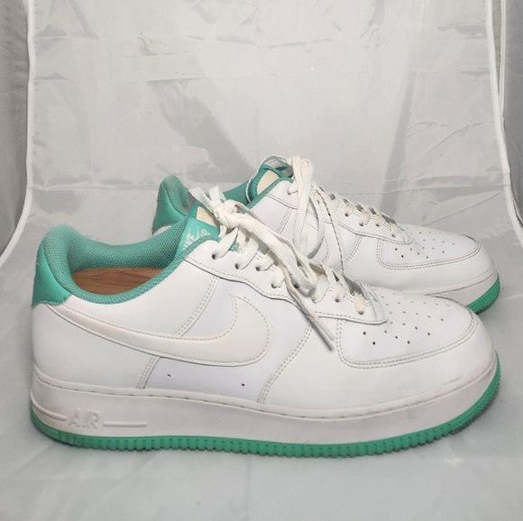 Men's Sz 13 Nike Air Force 1 '07 Sneakers w/ Aqua/Teal Accents - Picture 5 of 11